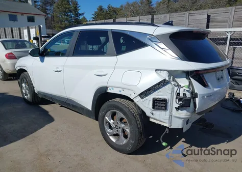 2022 Hyundai Tucson Sel z USA, uszkodzony, nr VIN 5NMJBCAE9NH011337